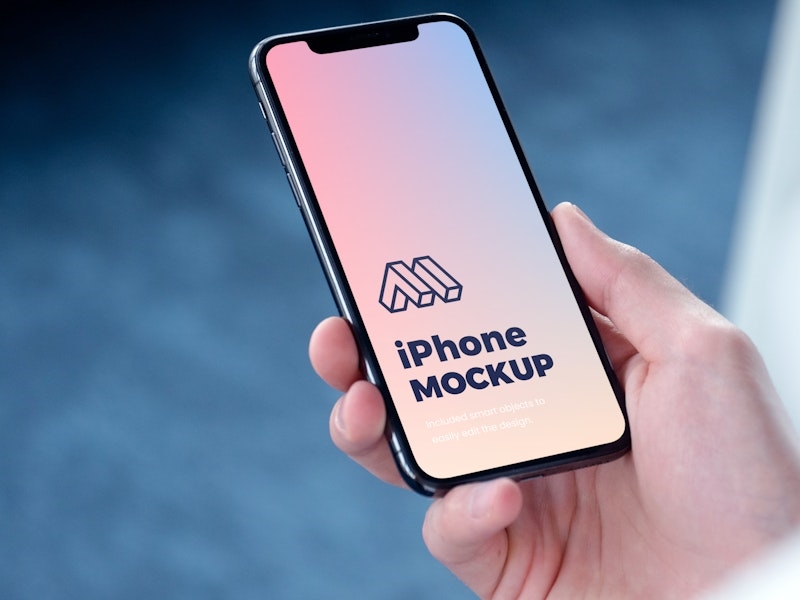 Perspektive Ansicht von Hand Holding iPhone Mockup